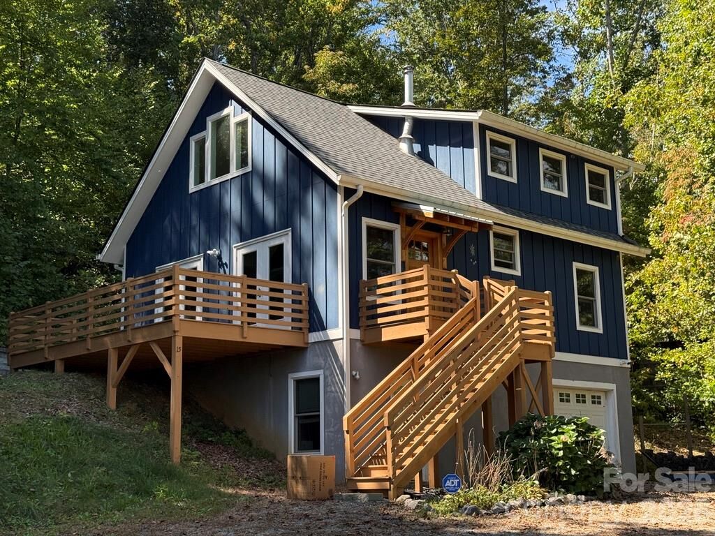 Property Photo:  15 Shytle Lane  NC 28732 