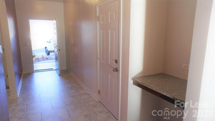 Property Photo:  1504 Chilford Court  NC 28213 