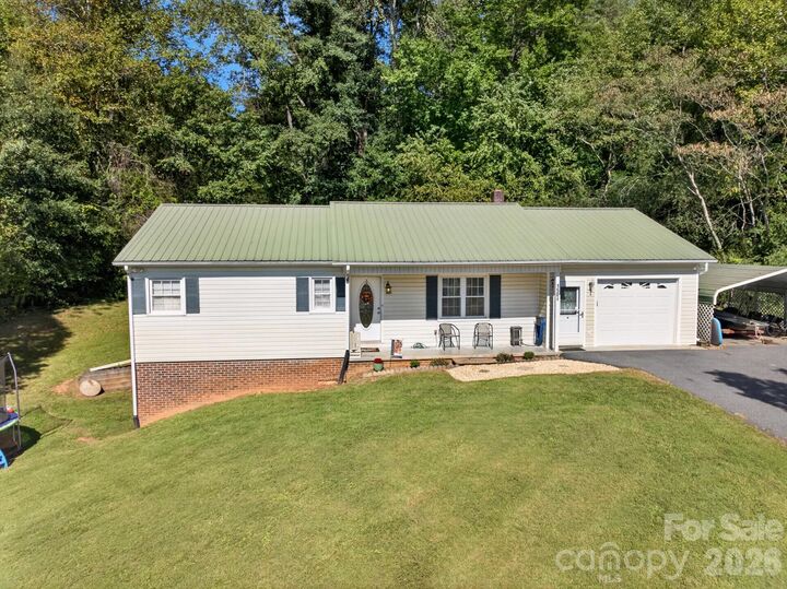 Property Photo:  1504 Hwy 268 Highway  NC 28645 