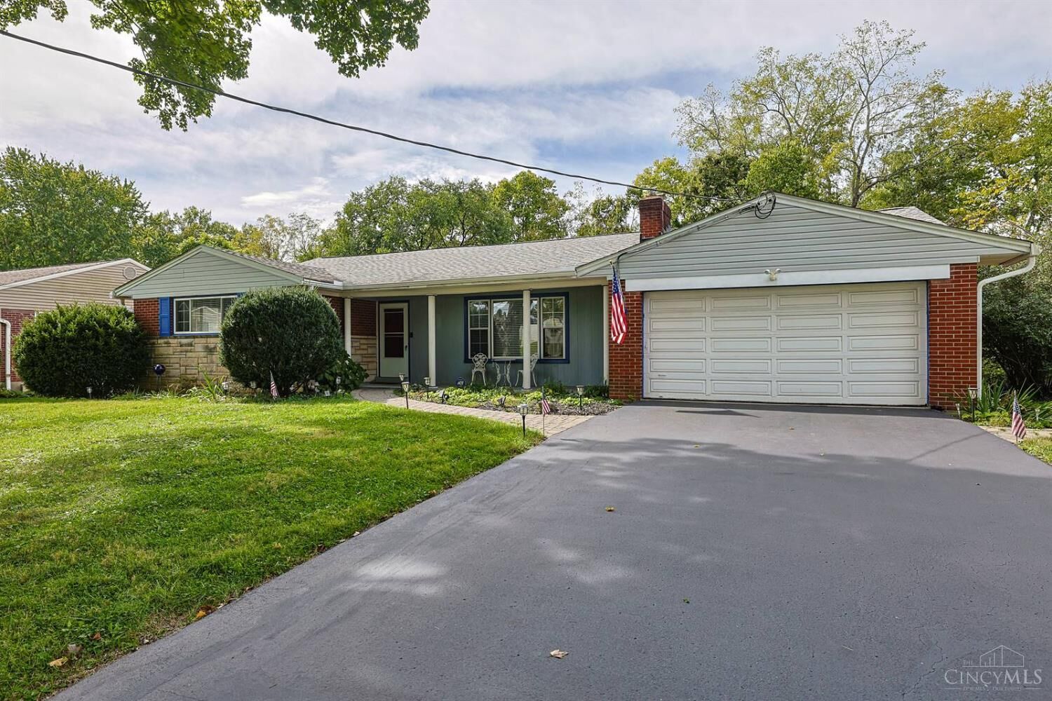 Property Photo: 1087 Doolittle Lane OH 45230