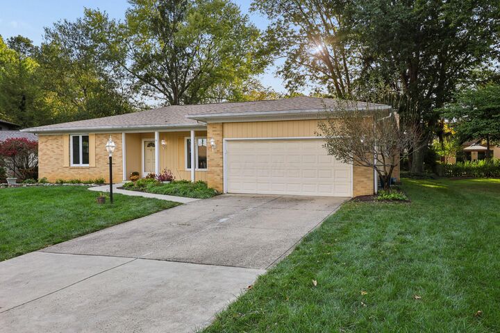 Property Photo: 6983 Constitution Place OH 43235