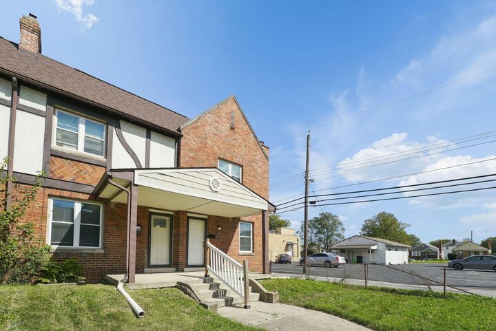 Property Photo:  1662 E Sycamore Street  OH 43206 