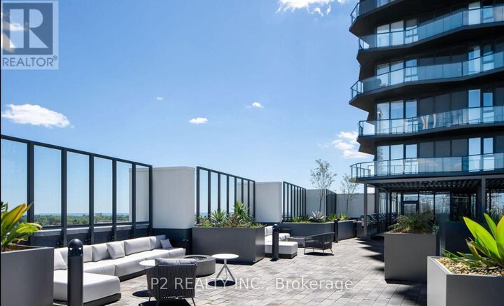 Property Photo: 36 Zorra Street 528 ON M8Z 0G5