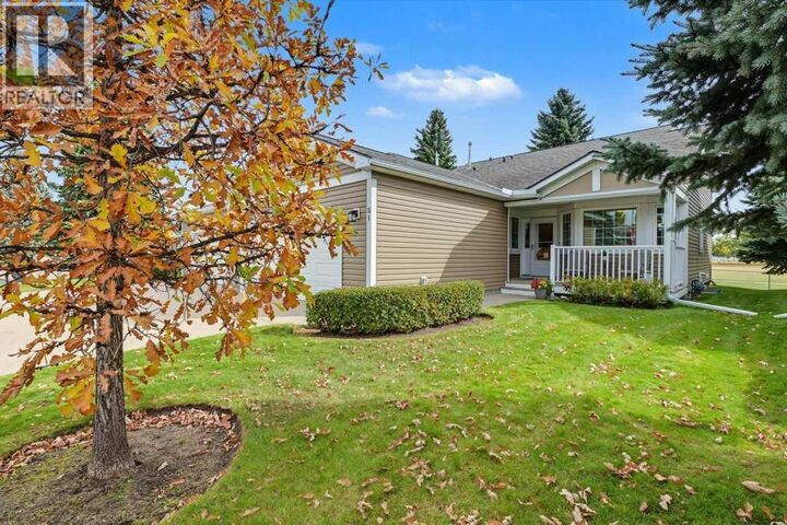 Property Photo:  51 Douglasbank Gardens Southeast  AB T2Z 2C9 