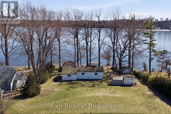 Property Photo: 32 Quinte View Road ON K0H 1G0