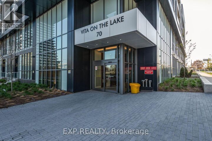 Property Photo:  70 Annie Craig Dr Drive South # 1508  ON M8V 0G2 