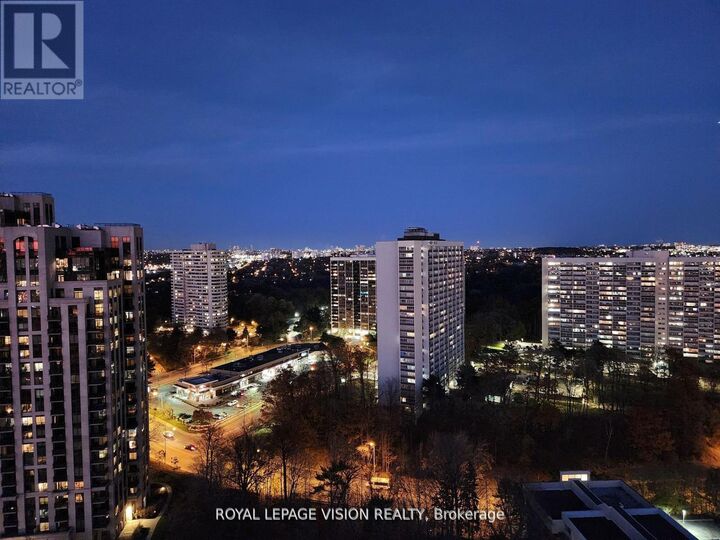 Property Photo:  181 Wynford Drive 2207  ON M3C 0C6 