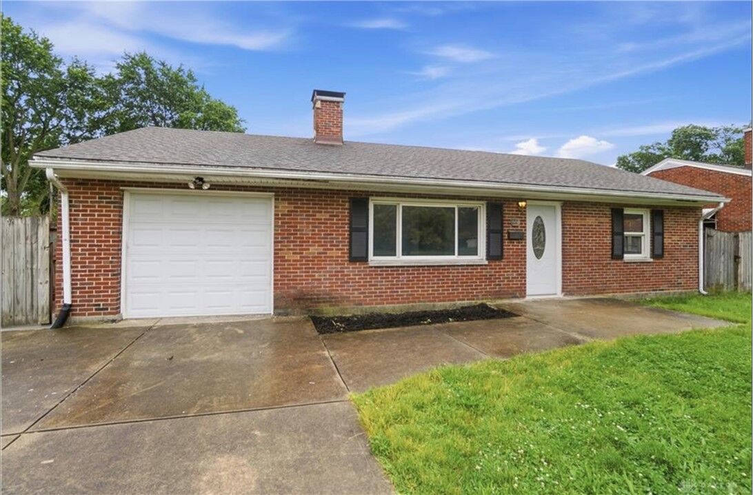 Property Photo:  1228 Alta Vista Drive  OH 45420 