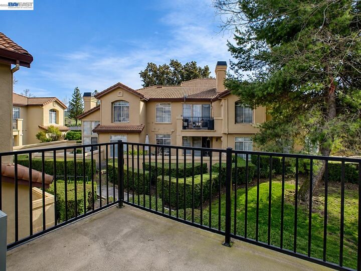 Property Photo: 7773 Tuscany Dr CA 94568