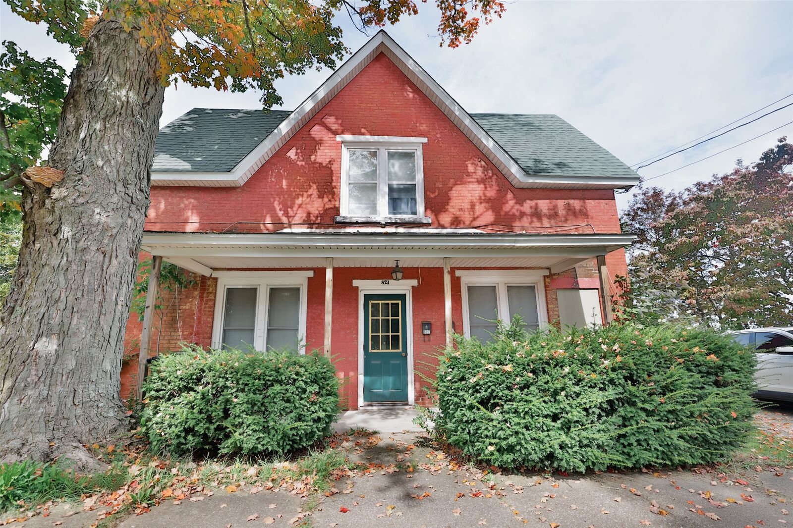 Property Photo: 821 W Pleasant Street PA 16407