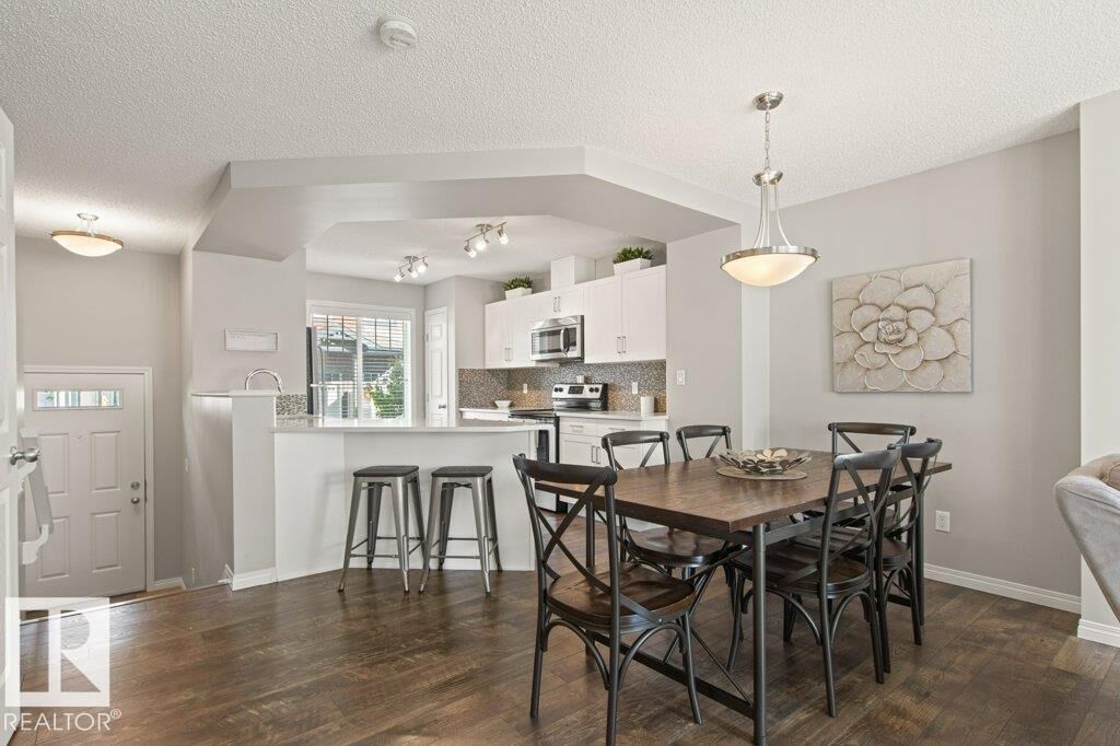Property Photo:  3305 Orchards Link Link SW 75  AB T6X 2H1 
