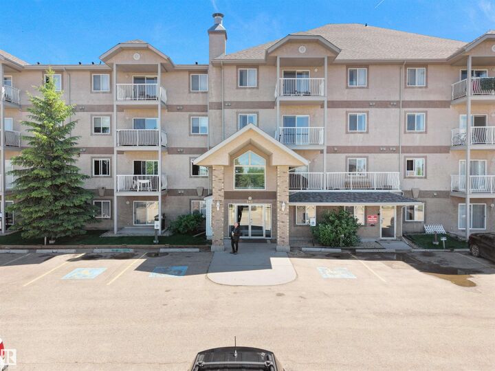 Property Photo:  240 Spruce Ridge Road  AB T7X 0G5 