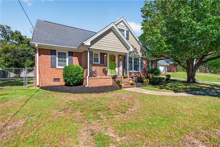 Property Photo: 2632 Elmhurst Drive NC 28304
