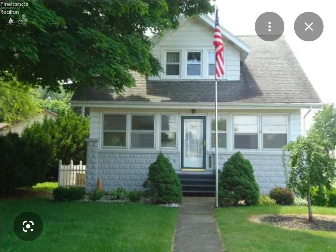 Property Photo: 607 W Main Street OH 44811