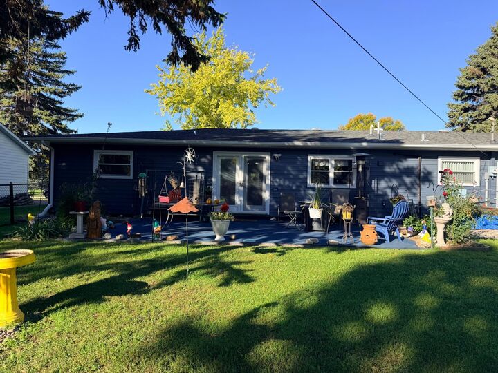 Property Photo:  1318 Sunny Street  MN 56716 