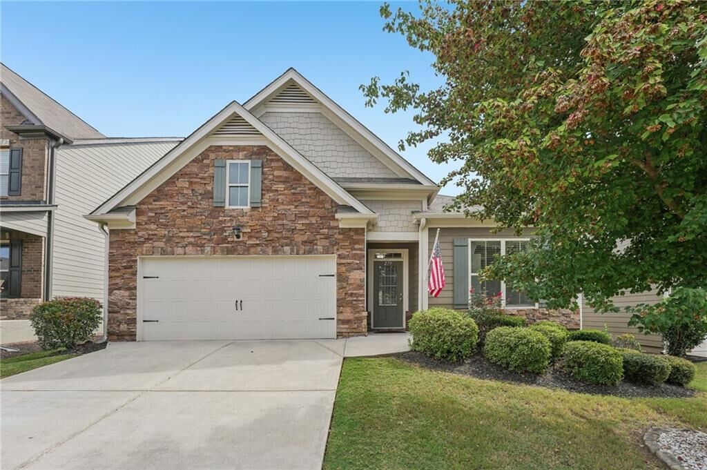 Property Photo: 279 Orchard Trail GA 30115