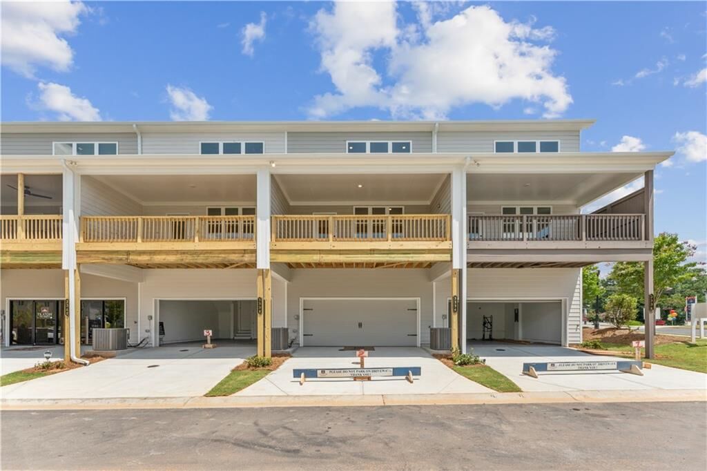 Property Photo: 1916 Kinnard Alley GA 30144