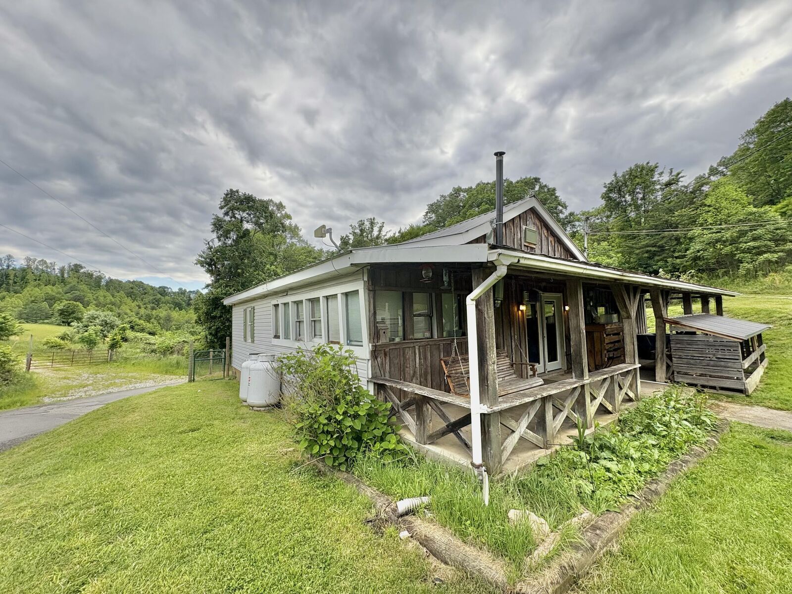 Property Photo: 7359 Saturday WV 25938