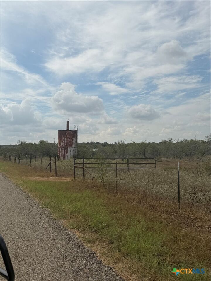 Property Photo:  3841 County Road 427  TX 78160 