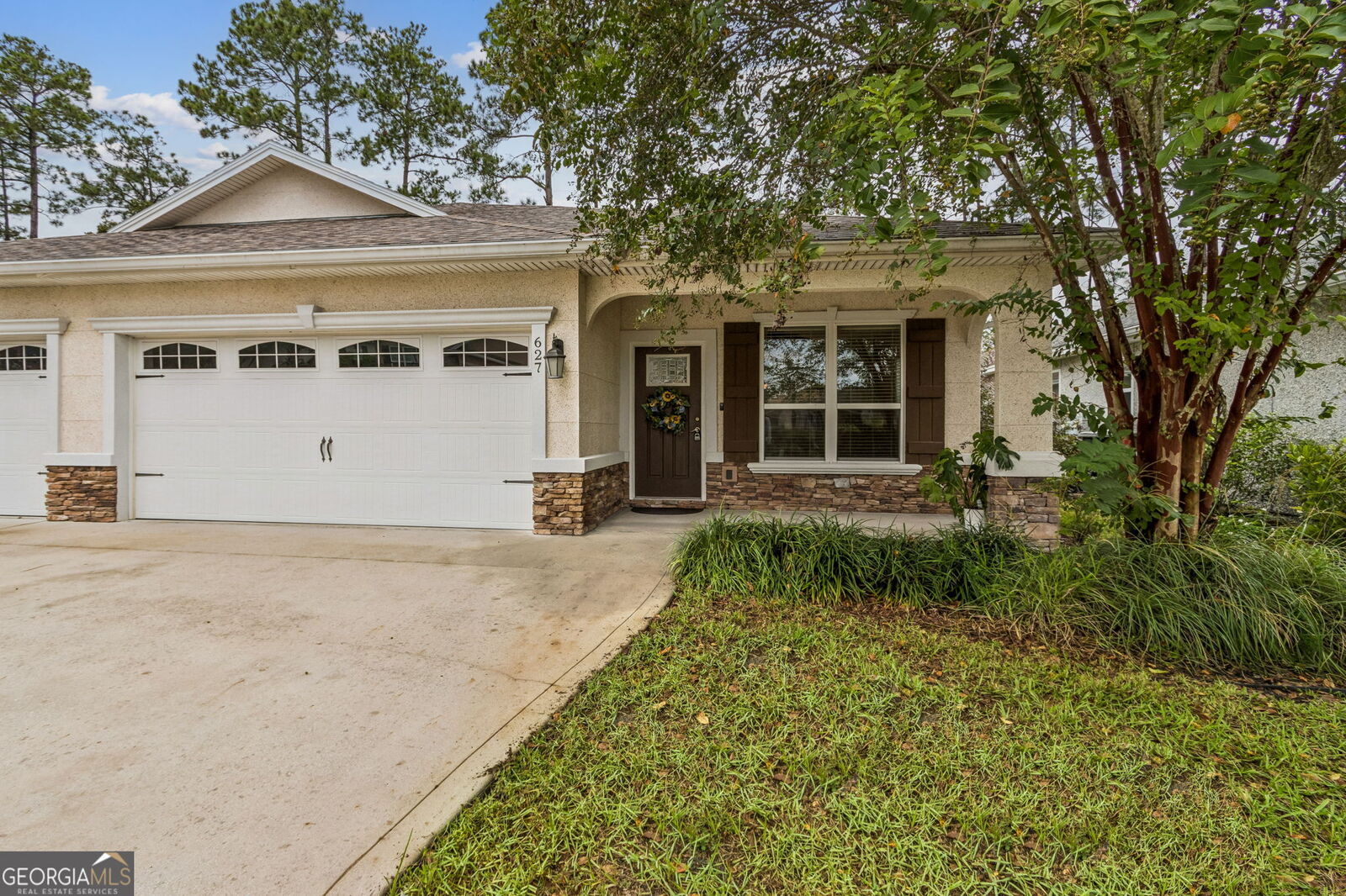 Property Photo:  627 Eagle Boulevard  GA 31548 