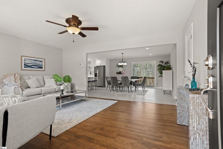 Property Photo:  115 Pinetree Lane  SC 29640 
