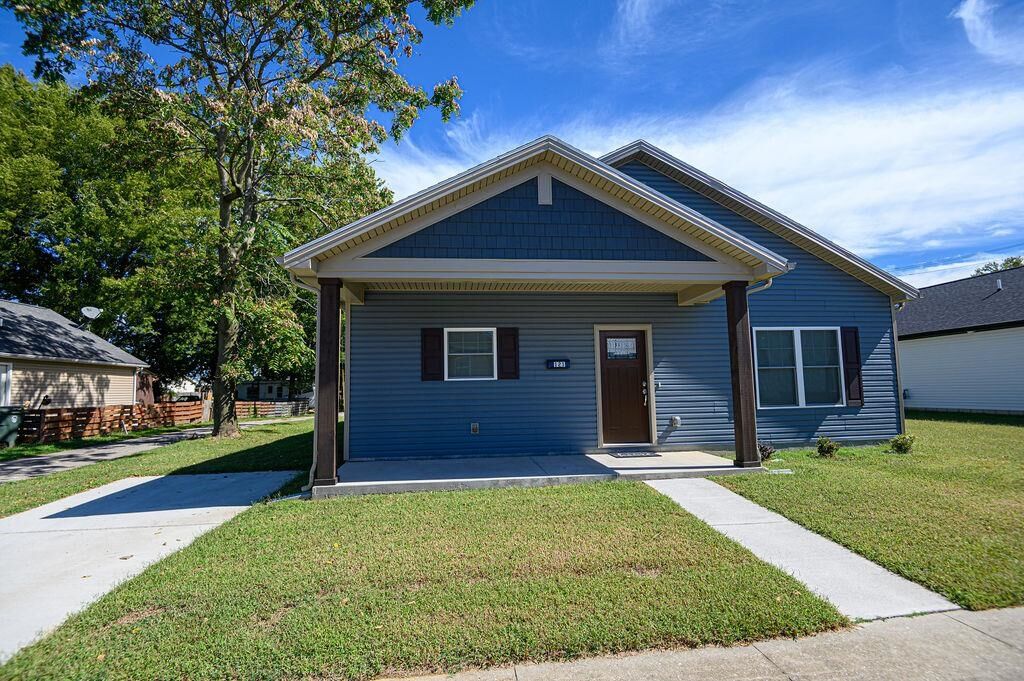 Property Photo: 121 Maple Street KY 42301