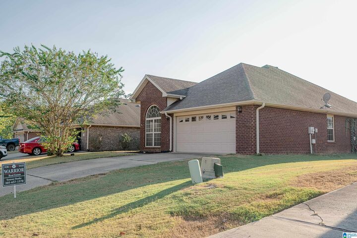 Property Photo:  326 Ivy Hills Circle  AL 35040 