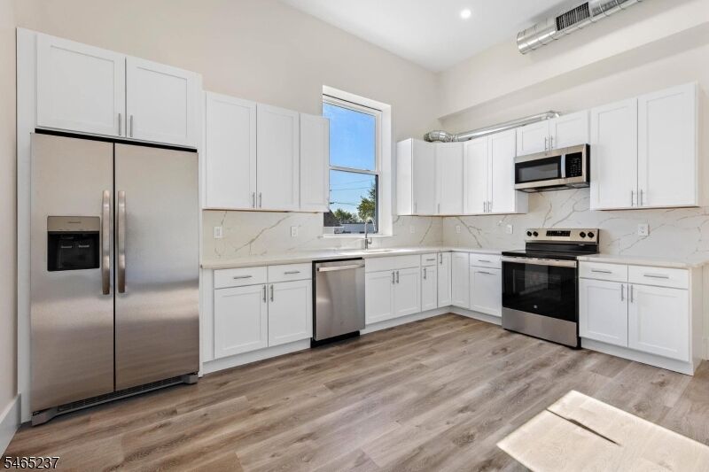 Property Photo:  153 Orchard St 2  NJ 07073 