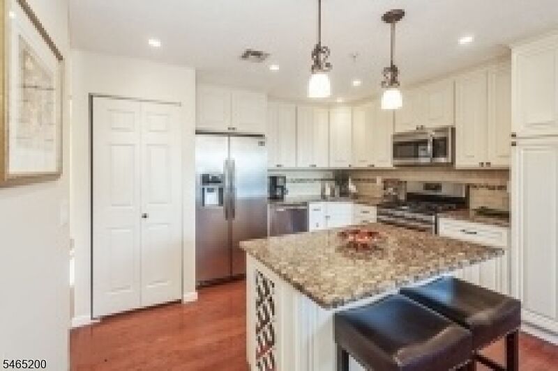 Property Photo: 16 McChesney Ct NJ 07052