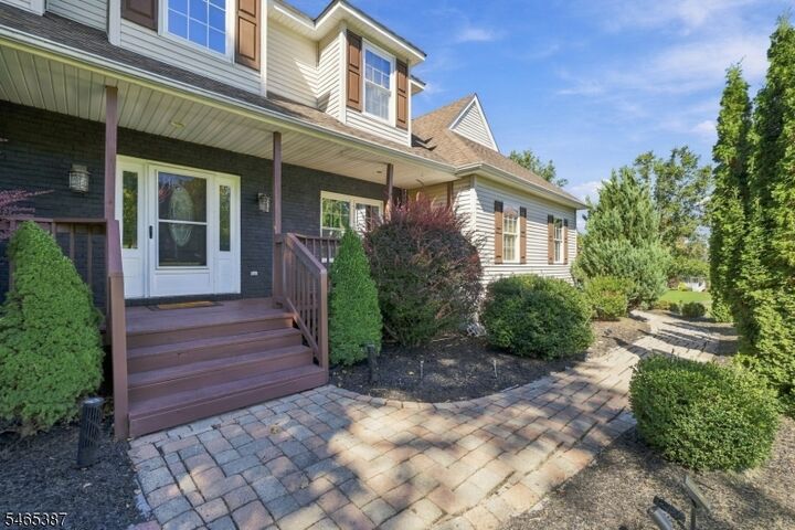 Property Photo:  4 Brecia Ct  NJ 07848 