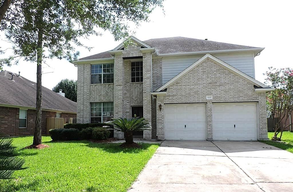 Property Photo:  1207 Satillo Lane  TX 77469 