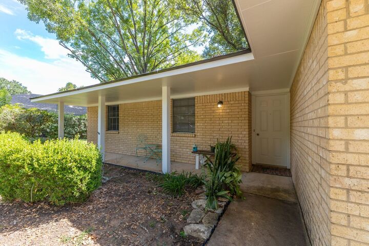 Property Photo: 1200 Hollis Drive TX 77833
