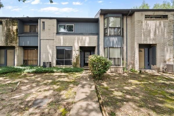 Property Photo:  9005 Imogene Street C  TX 77036 