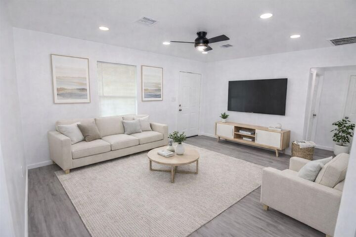 Property Photo:  9210 St Lo Road  TX 77033 