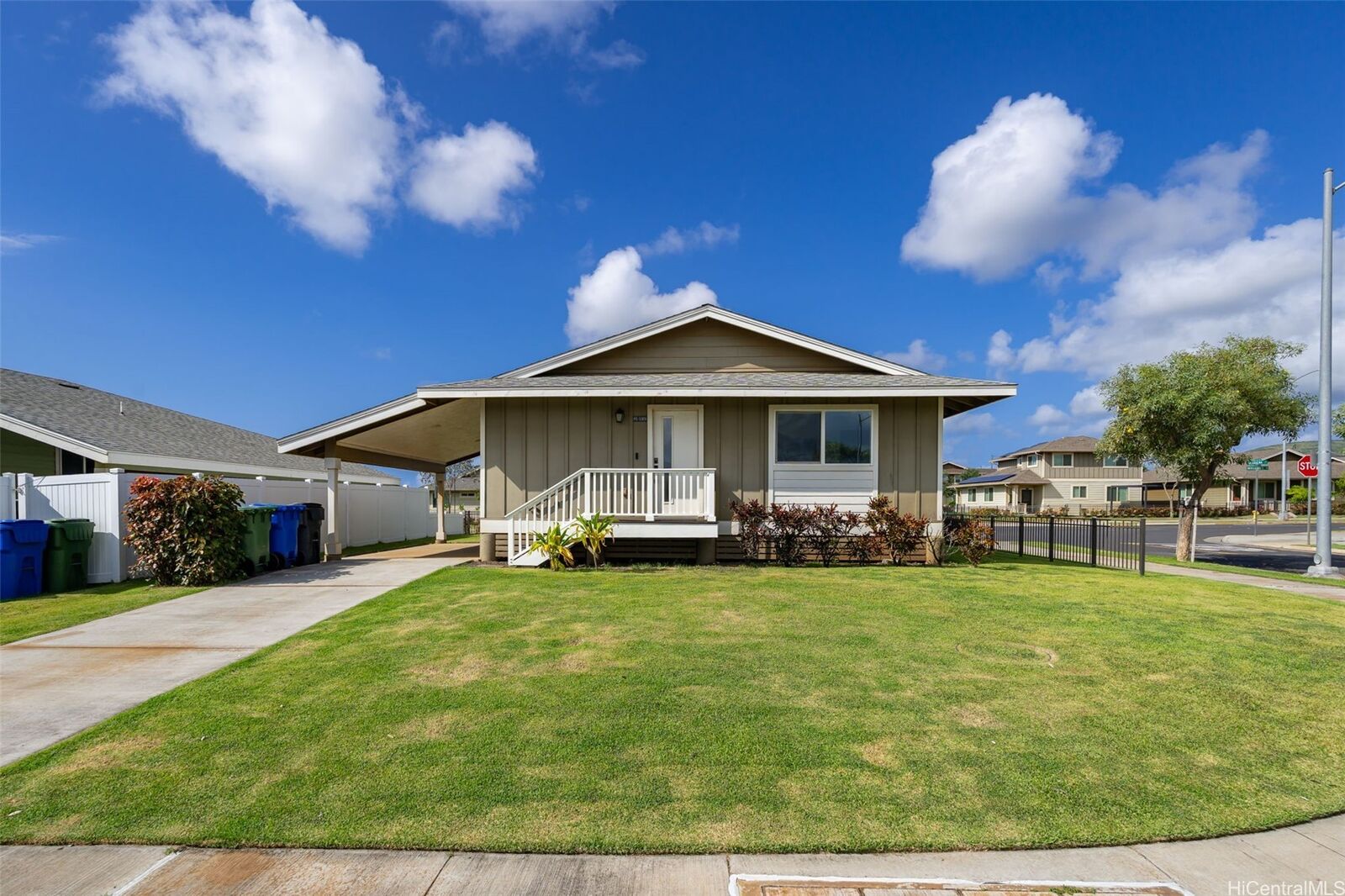Property Photo:  91-1301 Hoomahua Street  HI 96706 