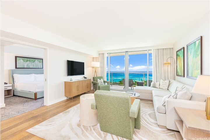Property Photo:  383 Kalaimoku Street E2905  HI 96815 