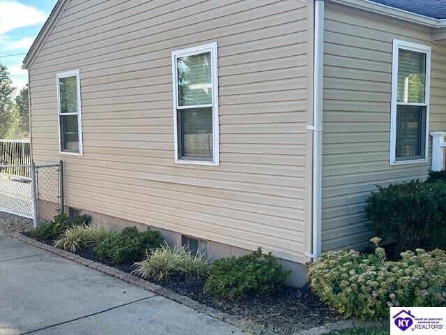 Property Photo:  306 Joan Avenue  KY 42701 
