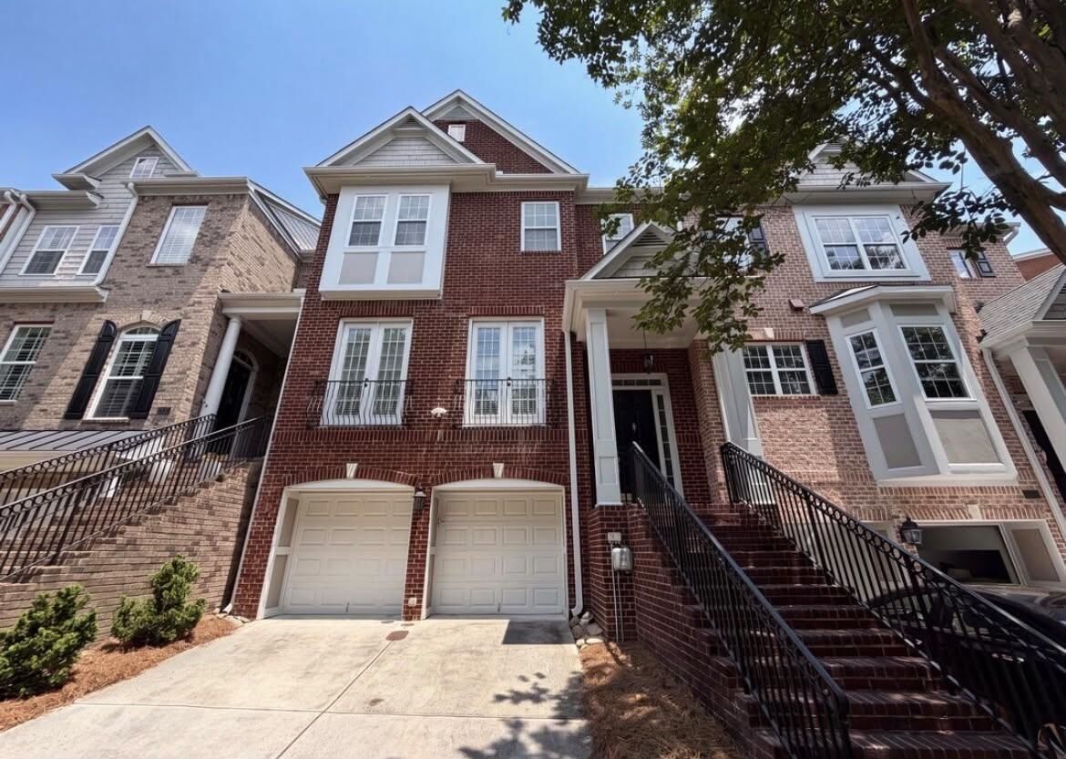 Property Photo:  1659 SE Woodwalk Strm #6  GA 30339 