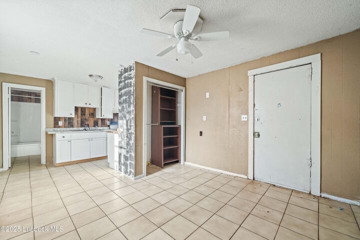 Property Photo:  1504 28th Street Rear  TX 79411 
