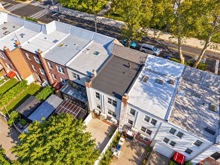 Property Photo:  69th Ave N  NY 11375 