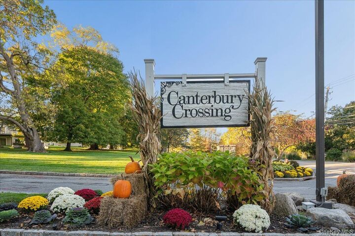 Property Photo:  82 Cornwall Circle  NY 10598 