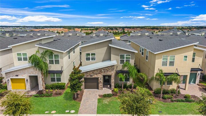 Property Photo:  1009 Leader  FL 33896 