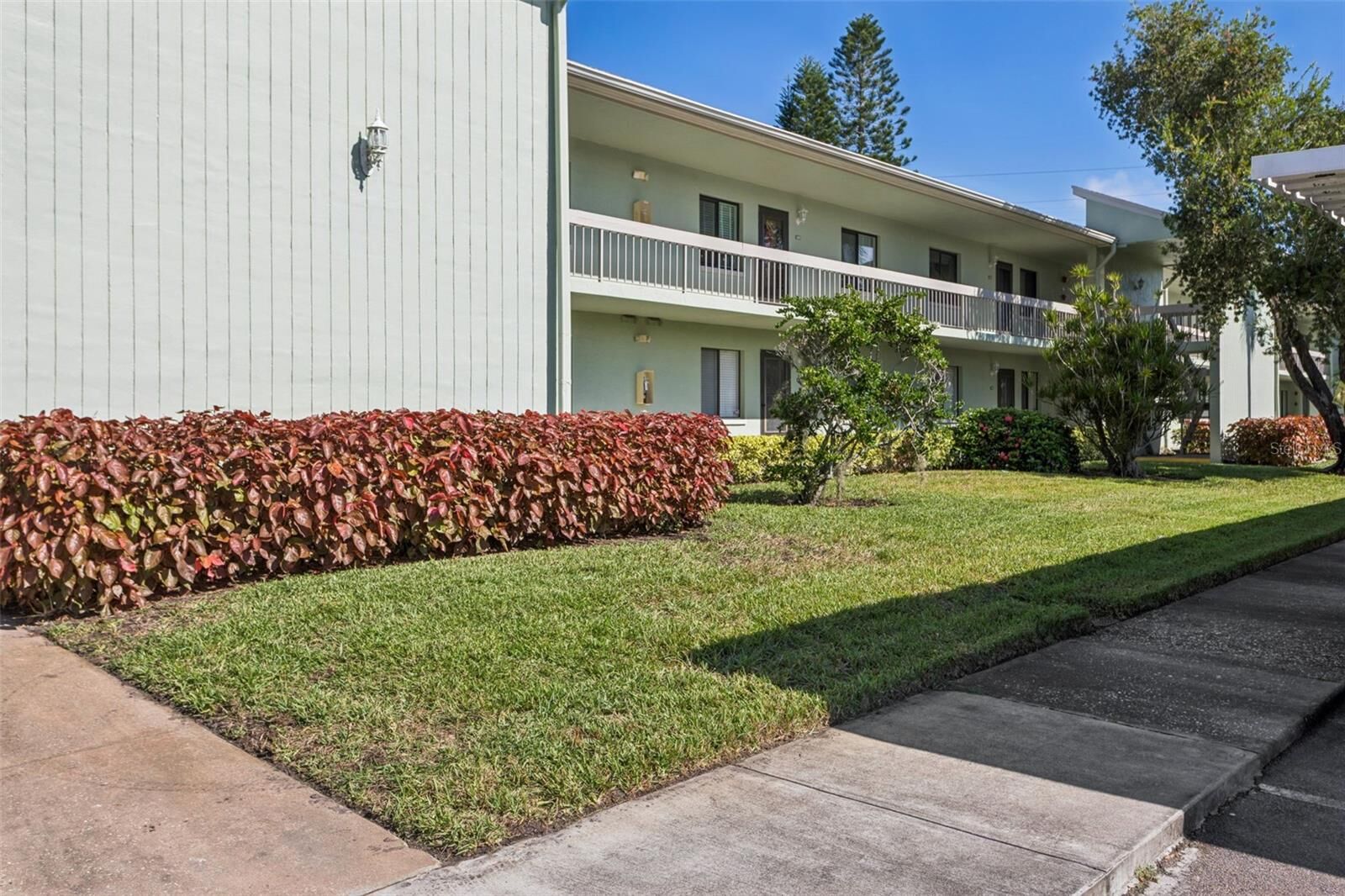Property Photo:  127 Nancy Drive 127  FL 34677 