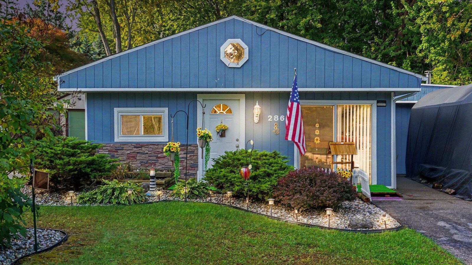Property Photo:  286 Lagoon-Beach Drive  MI 48706-1434 