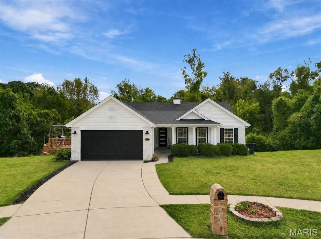 Property Photo:  4919 Jamestowne Ridge Court  MO 63033 
