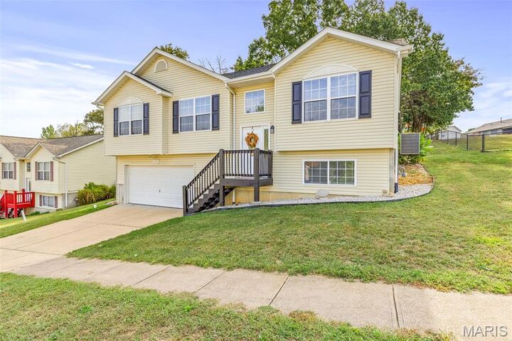 Property Photo: 5142 Jeremiah Boulevard MO 63050
