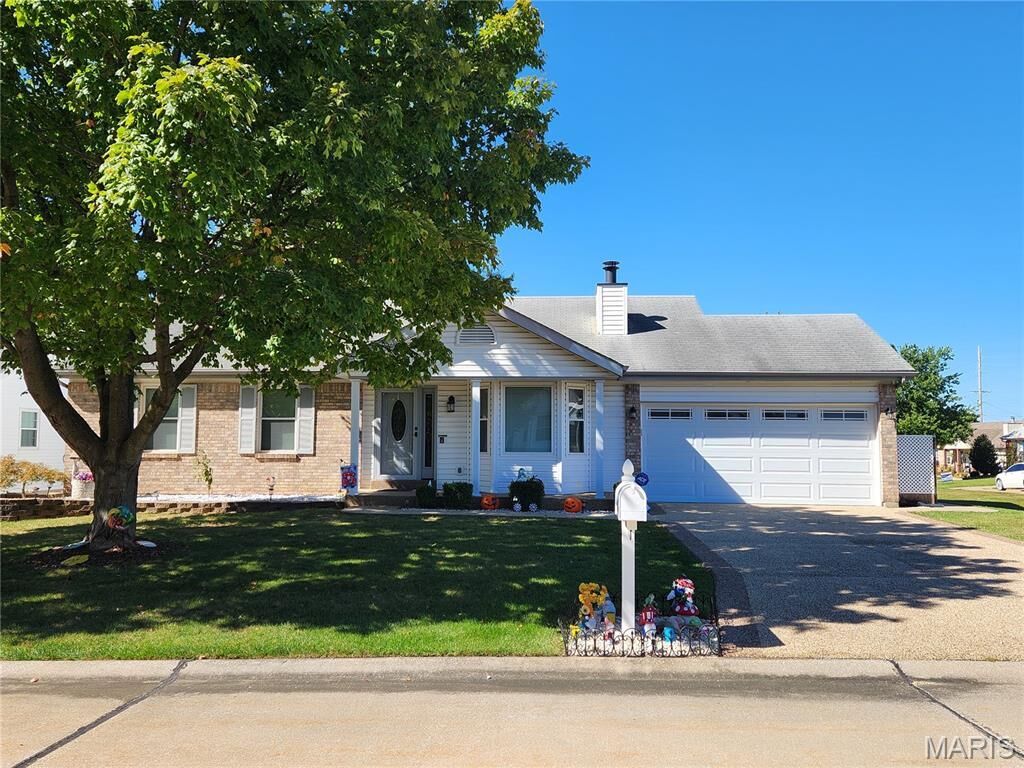 Property Photo:  101 Eric Craig Court  MO 63376 