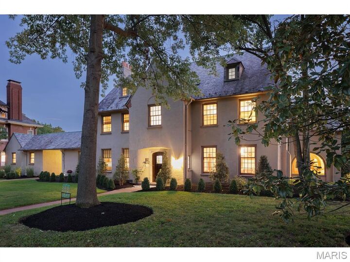Property Photo:  6470 Ellenwood Avenue  MO 63105 