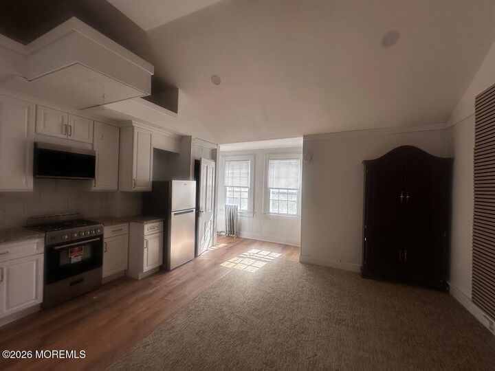 Property Photo:  7 Monmouth Road  NJ 07755 