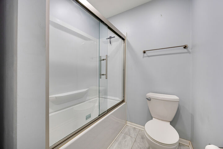 Property Photo:  8N627 Gingerwood Lane  IL 60124 